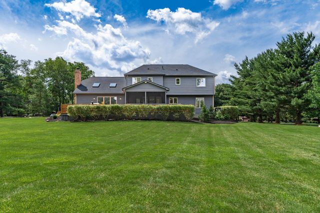 6580 Lake Of The Woods Point, Galena, OH 43021
