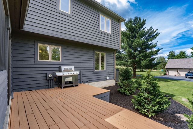 6580 Lake Of The Woods Point, Galena, OH 43021