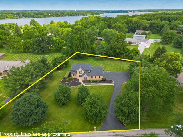 6580 Lake Of The Woods Point, Galena, OH 43021
