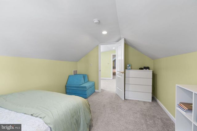 112 WOODLAWN AVE, Willow Grove, PA 19090