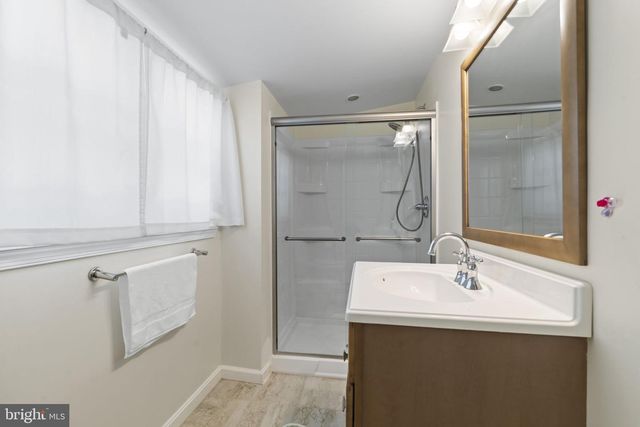 112 WOODLAWN AVE, Willow Grove, PA 19090