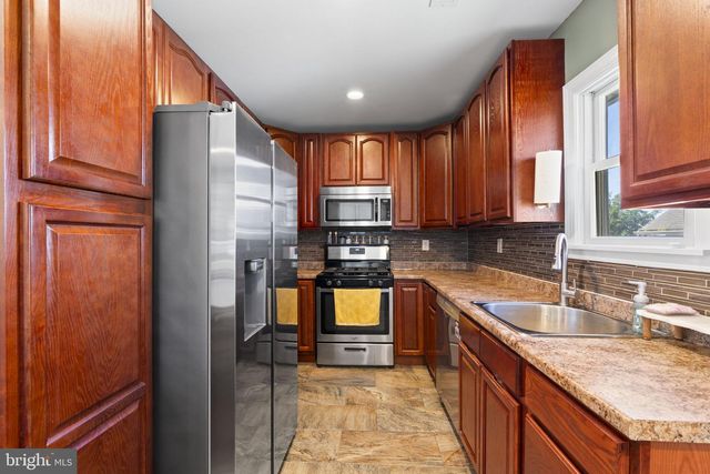 112 WOODLAWN AVE, Willow Grove, PA 19090