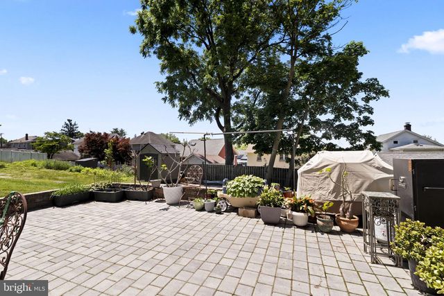 112 WOODLAWN AVE, Willow Grove, PA 19090