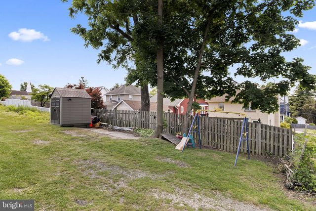 112 WOODLAWN AVE, Willow Grove, PA 19090