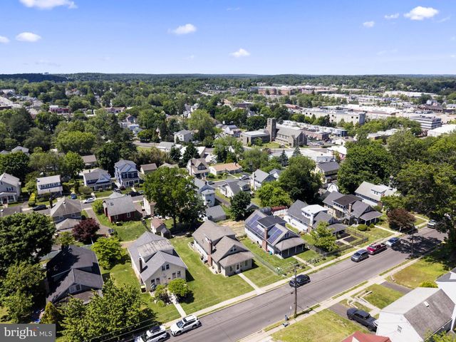112 WOODLAWN AVE, Willow Grove, PA 19090