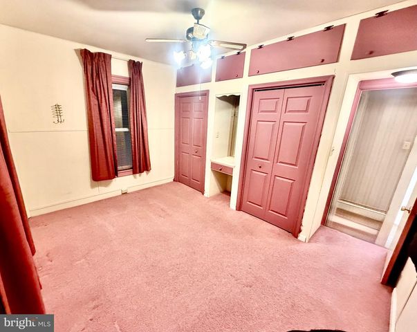 337 S 6TH ST, Chambersburg, PA 17201