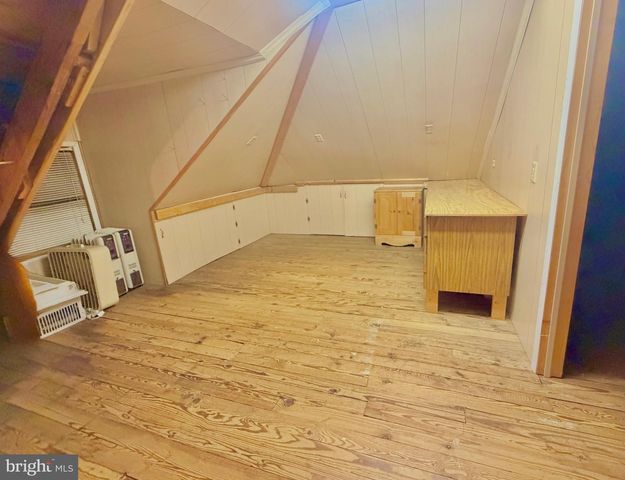 337 S 6TH ST, Chambersburg, PA 17201