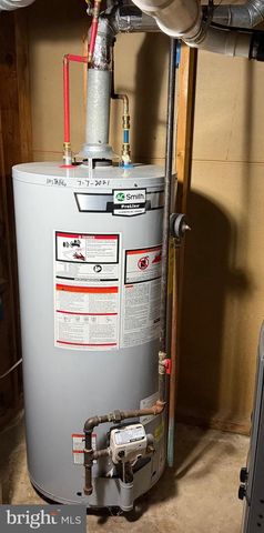 337 S 6TH ST, Chambersburg, PA 17201