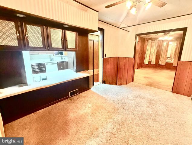 337 S 6TH ST, Chambersburg, PA 17201