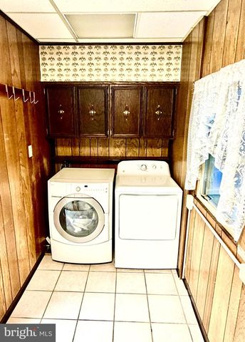 337 S 6TH ST, Chambersburg, PA 17201