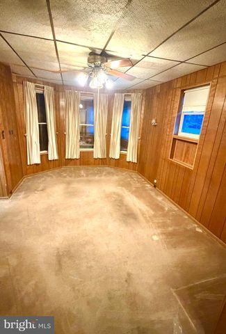 337 S 6TH ST, Chambersburg, PA 17201