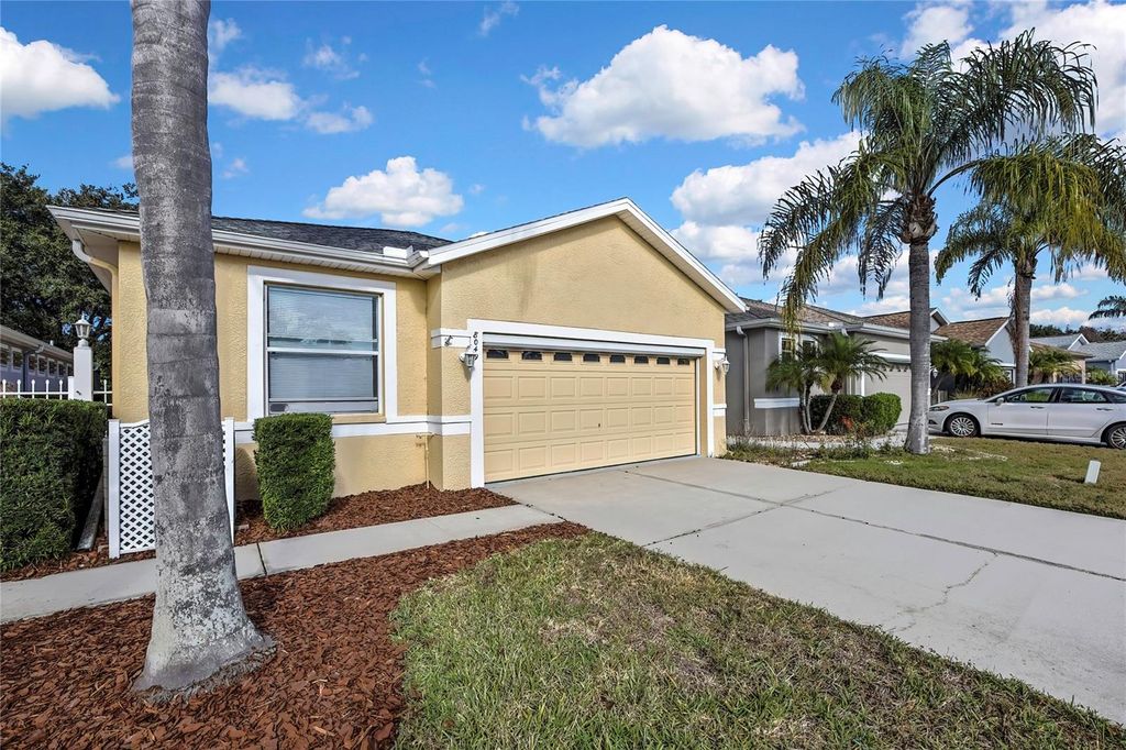 8049 SANGUINELLI ROAD, Land O Lakes, FL 34637