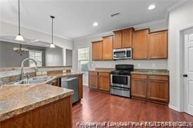 35 Sedgefield Lane, Spring Lake, NC 28390