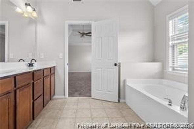 35 Sedgefield Lane, Spring Lake, NC 28390