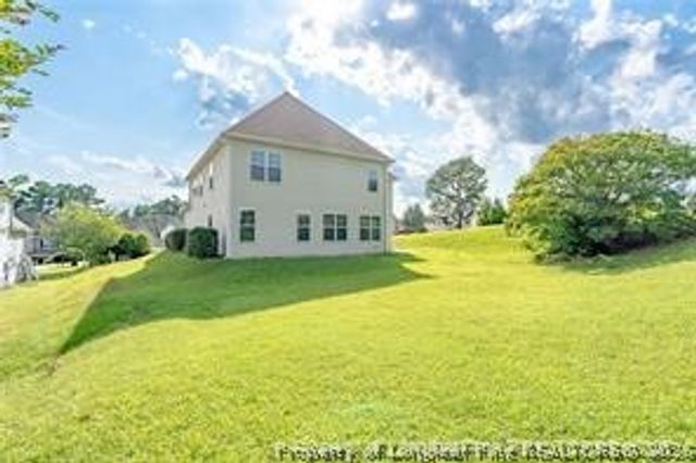 35 Sedgefield Lane, Spring Lake, NC 28390