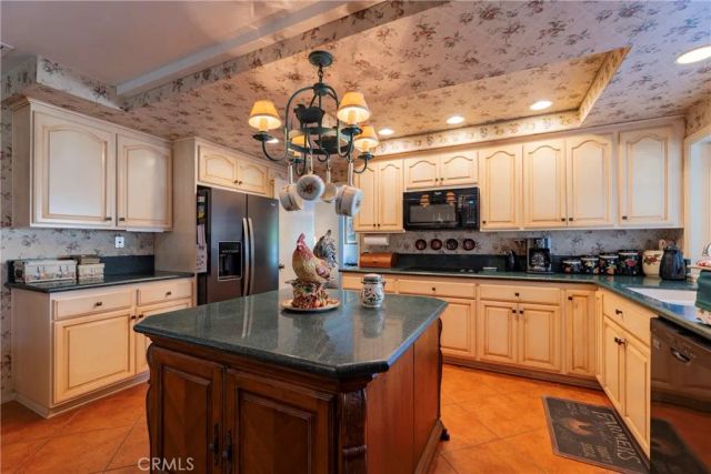 5842 Crestview, La Palma, CA 90623