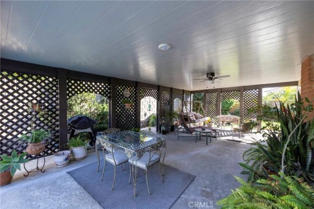 5842 Crestview, La Palma, CA 90623