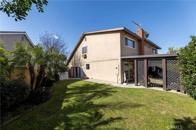 5842 Crestview, La Palma, CA 90623