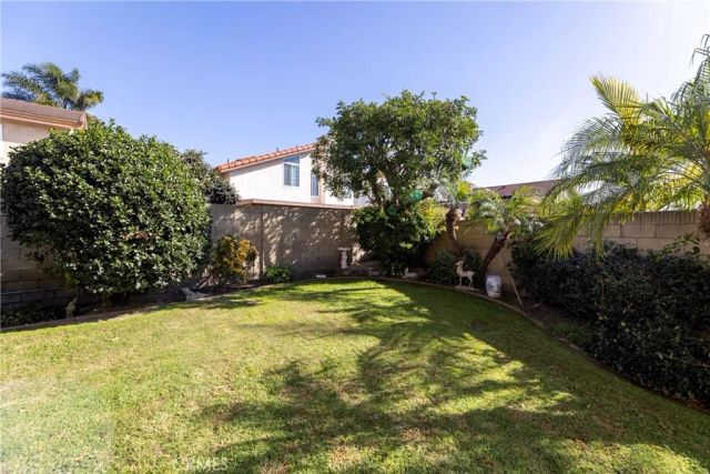 5842 Crestview, La Palma, CA 90623