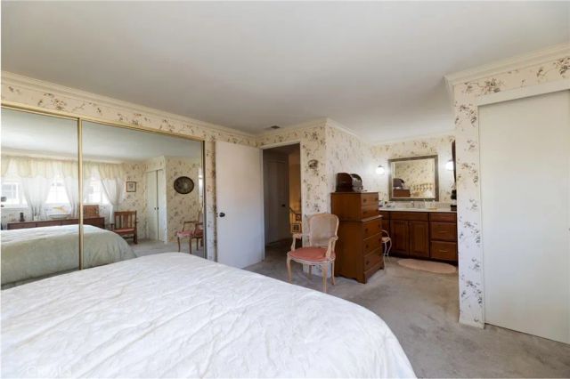 5842 Crestview, La Palma, CA 90623