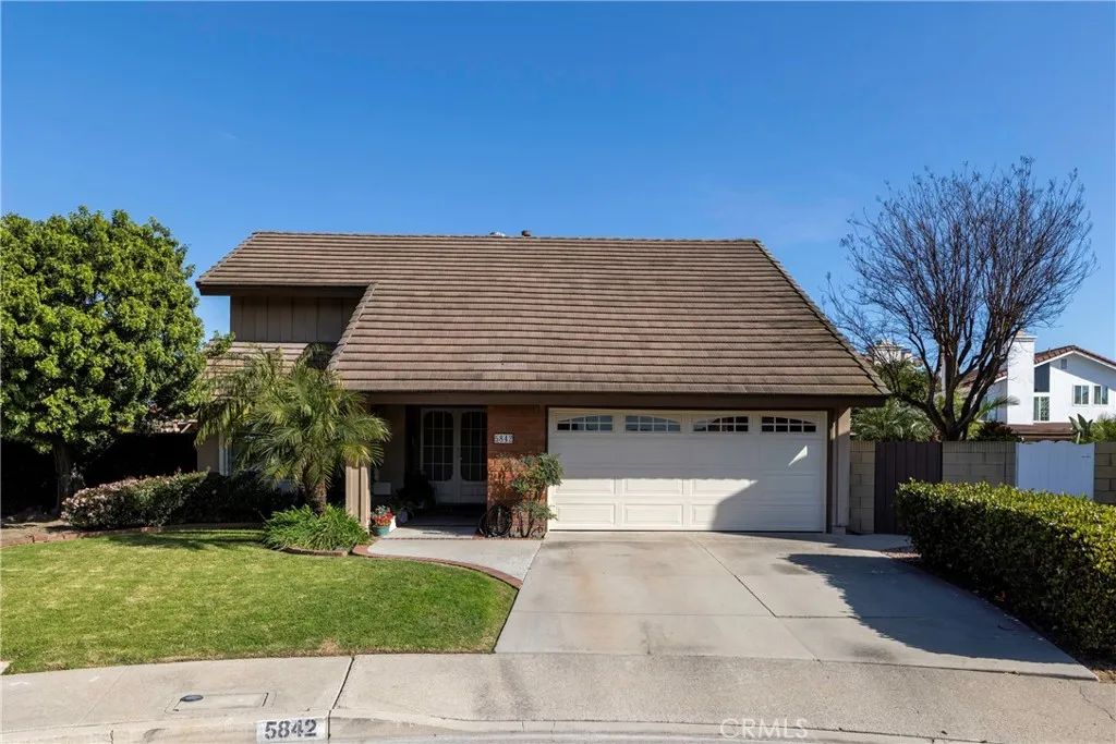 5842 Crestview, La Palma, CA 90623