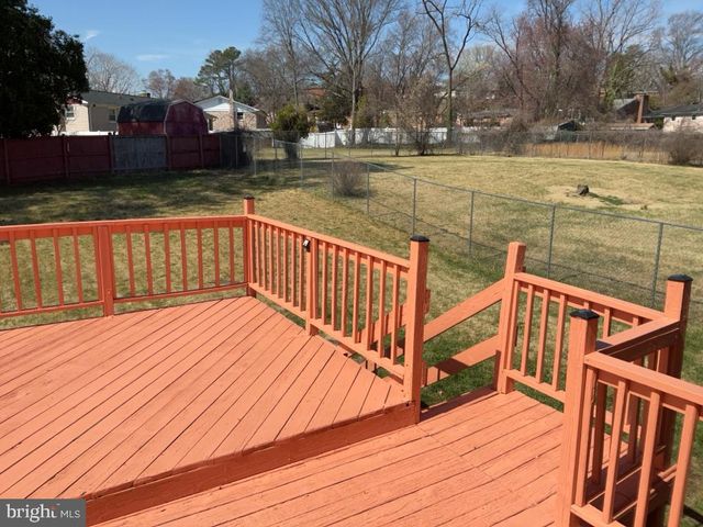 6920 GROVETON DR, Clinton, MD 20735