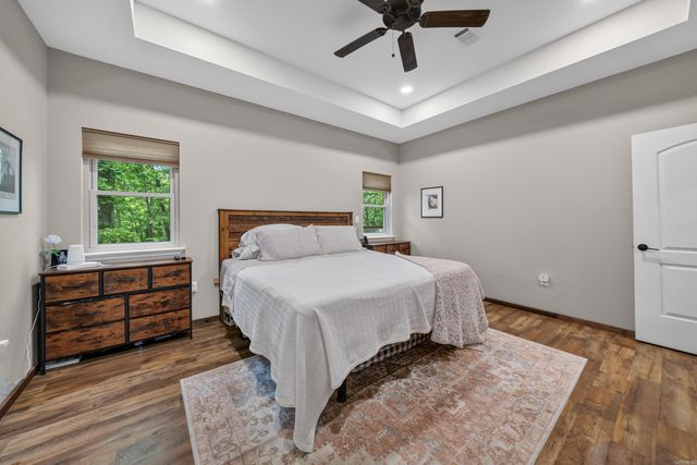 914 Oakgrove Rd Road, Royal, AR 71968