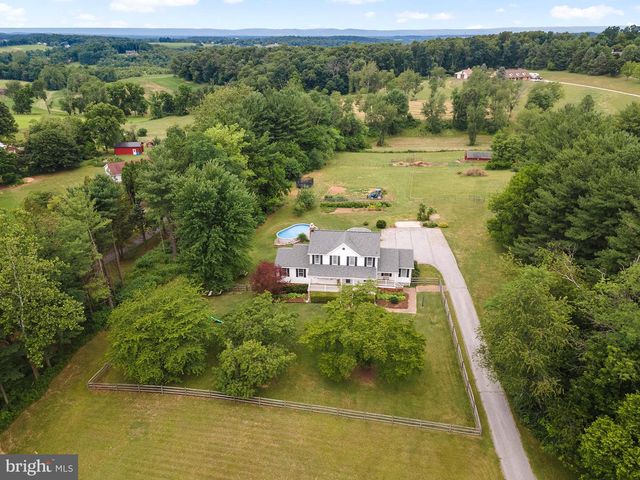 1816 S PLEASANT VALLEY RD, Westminster, MD 21158