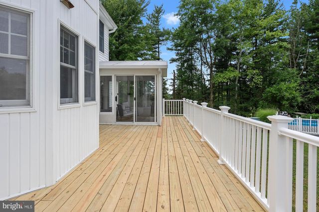 1816 S PLEASANT VALLEY RD, Westminster, MD 21158