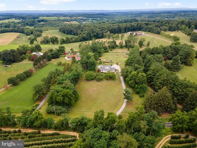 1816 S PLEASANT VALLEY RD, Westminster, MD 21158