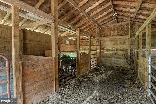 1816 S PLEASANT VALLEY RD, Westminster, MD 21158