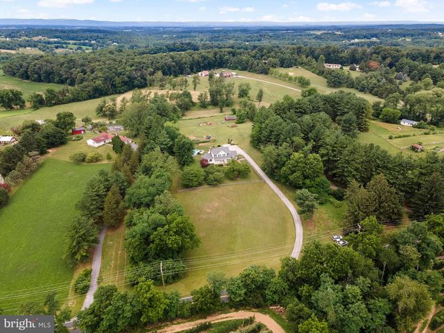 1816 S PLEASANT VALLEY RD, Westminster, MD 21158