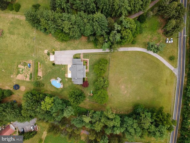 1816 S PLEASANT VALLEY RD, Westminster, MD 21158