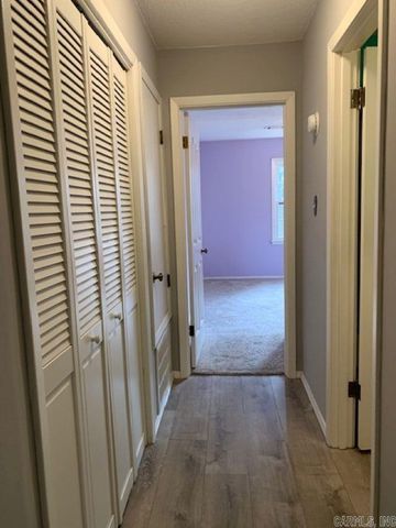 910 Oakland Drive, Jonesboro, AR 72404