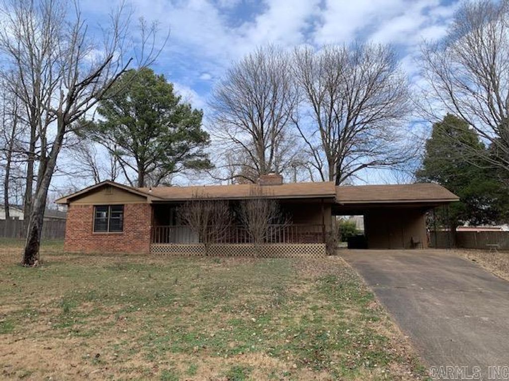 910 Oakland Drive, Jonesboro, AR 72404