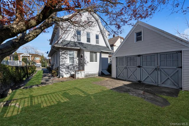 149-20 9th Avenue, Whitestone, NY 11357