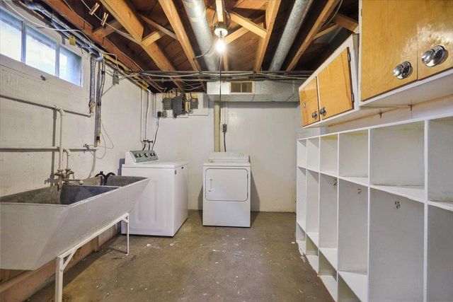 4908 N LEE St, Spokane, WA 99207