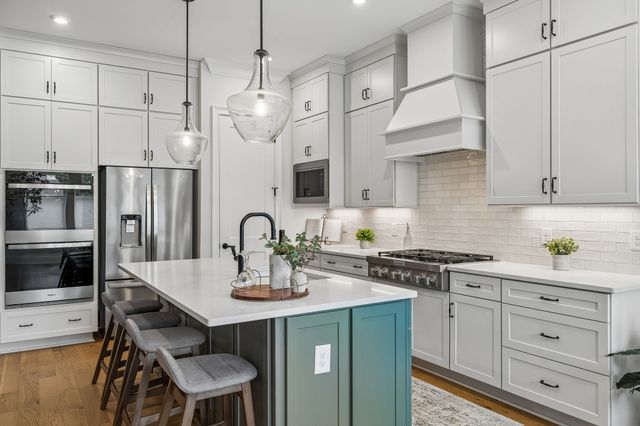 7428 Leelee Dr, Franklin, TN 37064