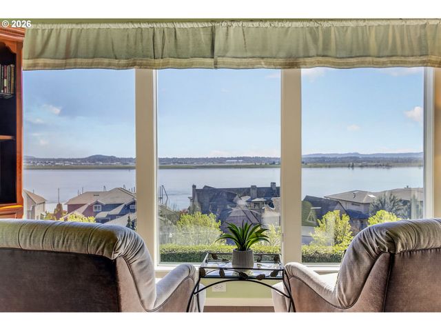 6903 Se RIVERSIDE Dr 6, Vancouver, WA 98664