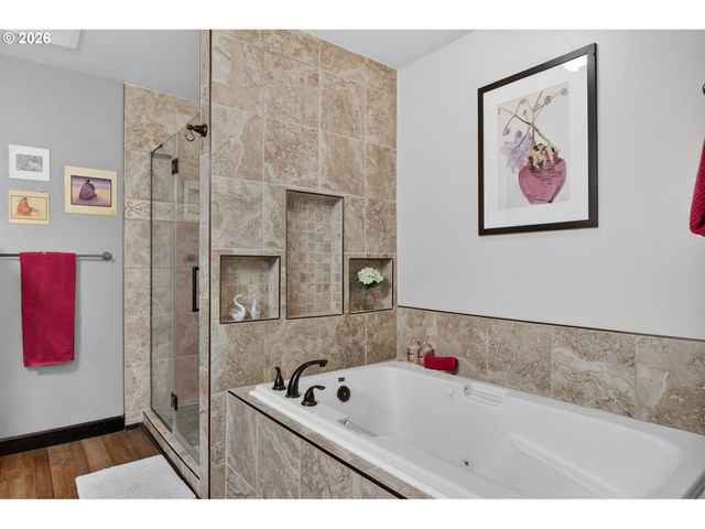 6903 Se RIVERSIDE Dr 6, Vancouver, WA 98664