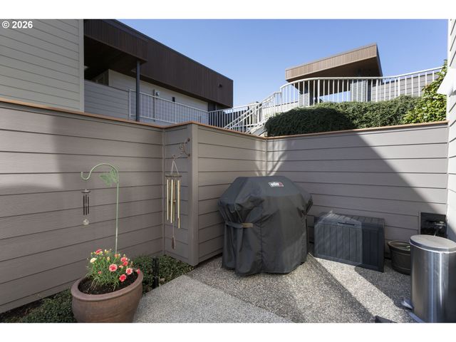 6903 Se RIVERSIDE Dr 6, Vancouver, WA 98664