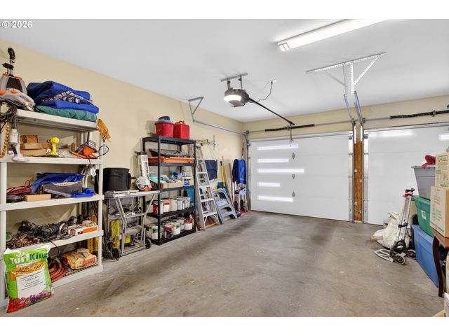 6903 Se RIVERSIDE Dr 6, Vancouver, WA 98664