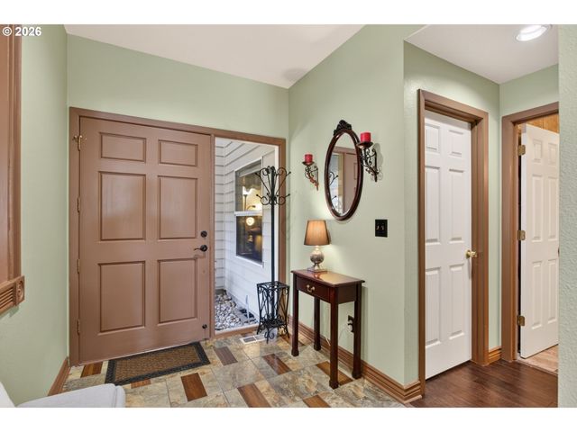 6903 Se RIVERSIDE Dr 6, Vancouver, WA 98664