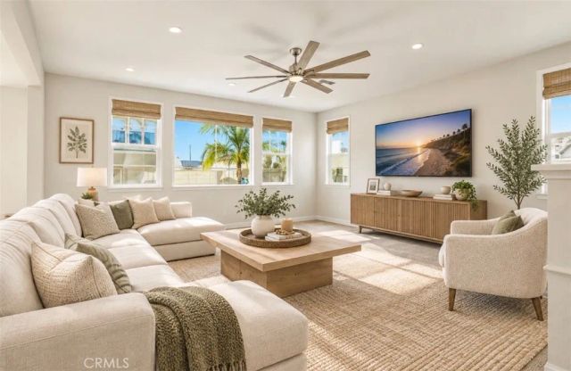 970 Sea Glass, San Diego, CA 92154