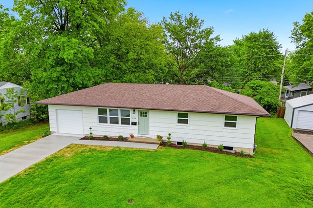 408 LOCH LN, Columbia, MO 65203