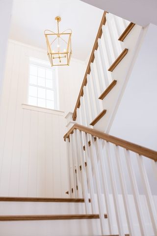 74 Teakettle Ln, Duxbury, MA 02332