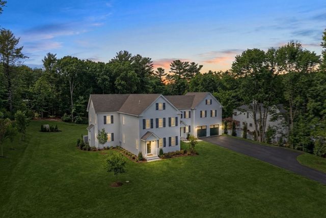 74 Teakettle Ln, Duxbury, MA 02332