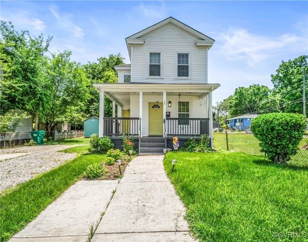 420 Mistletoe St, Petersburg, VA 23803