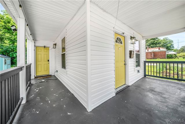 420 Mistletoe St, Petersburg, VA 23803