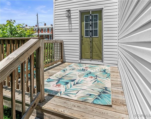 420 Mistletoe St, Petersburg, VA 23803